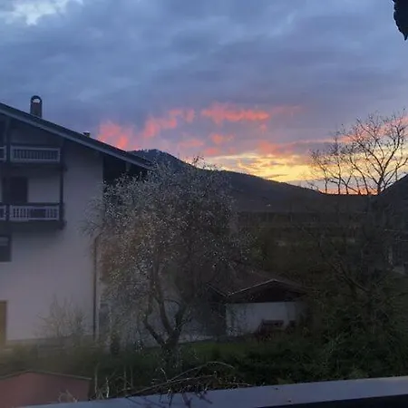 Susan - Haus Alpenblick انزل
